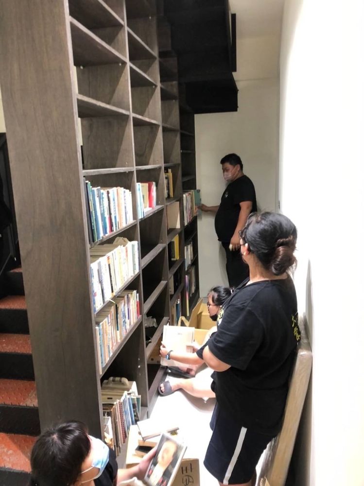 台北市搬家案例.書籍上架服務-到府協助書本歸位作業5