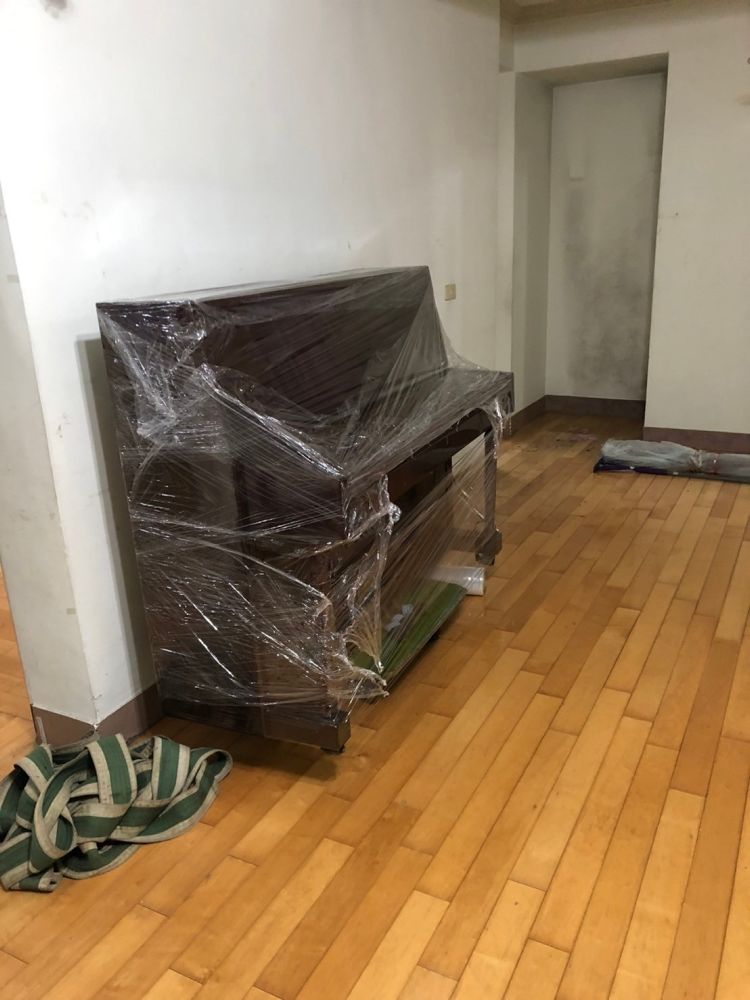 台北市搬家案例.客戶閒置鋼琴搬運至1樓7
